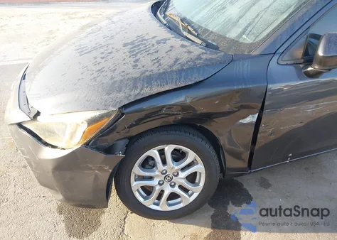 2016 Scion Ia z USA, uszkodzony, nr VIN 3MYDLBZV0GY110504